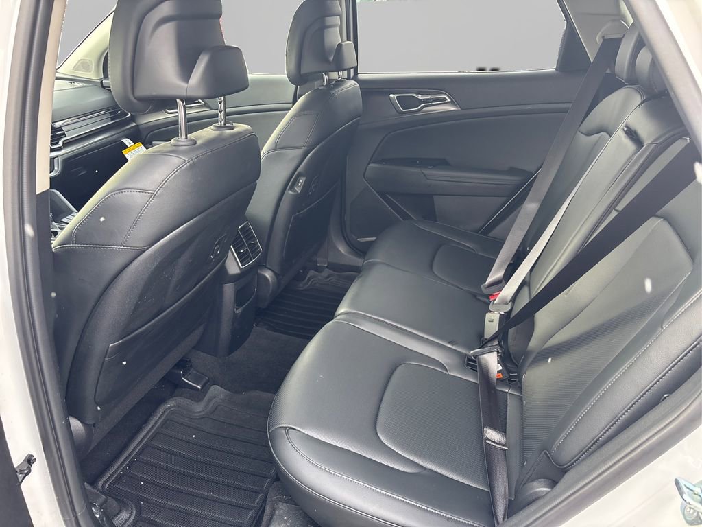 Used 2025 Kia Sportage EX w/ Premium Package image 10