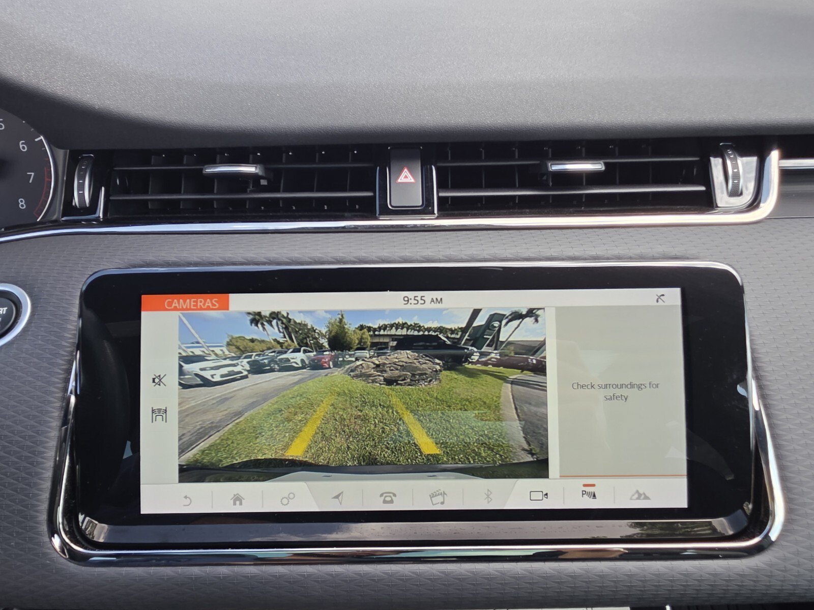 Used 2020 Land Rover Range Rover Evoque R-Dynamic S AWD/4WD image 20