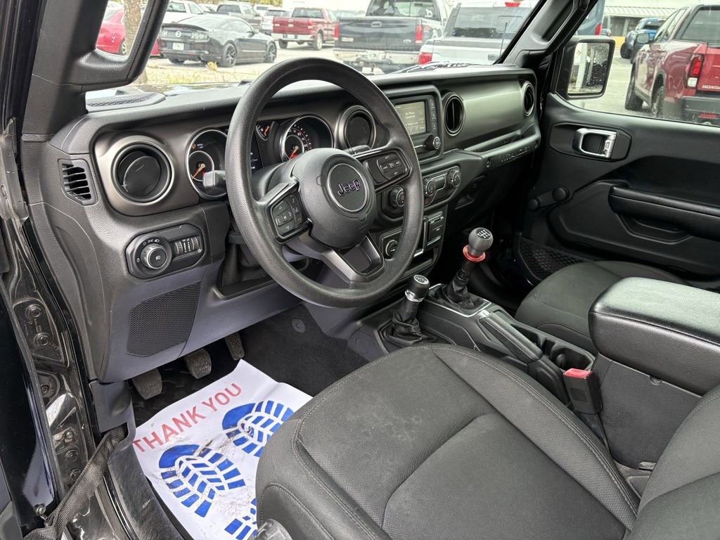 Used 2019 Jeep Wrangler Sport image 17