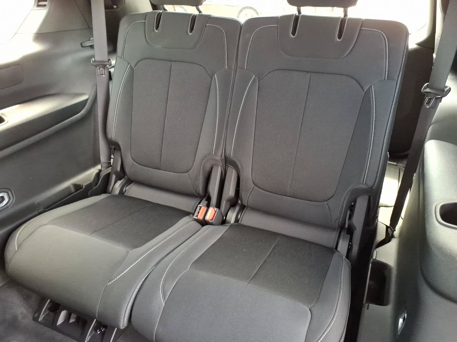 Used 2025 Jeep Grand Cherokee L Laredo AWD/4WD image 25