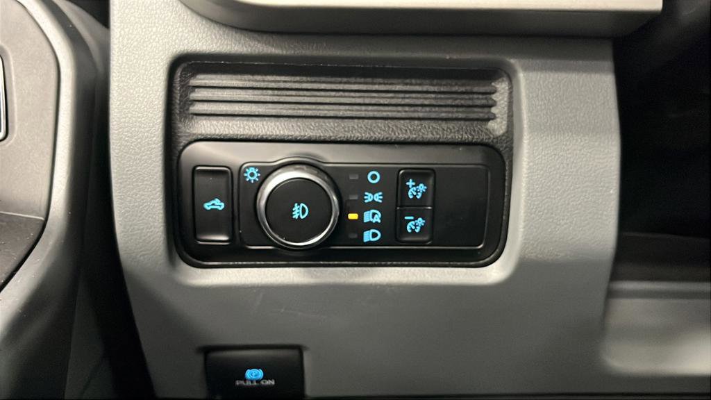 Used 2023 Ford F250 XLT image 30