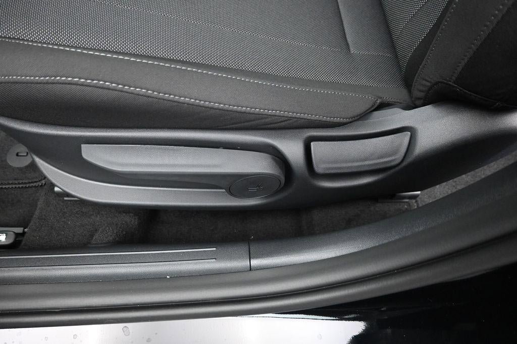 New 2026 Hyundai Elantra SE FWD image 22