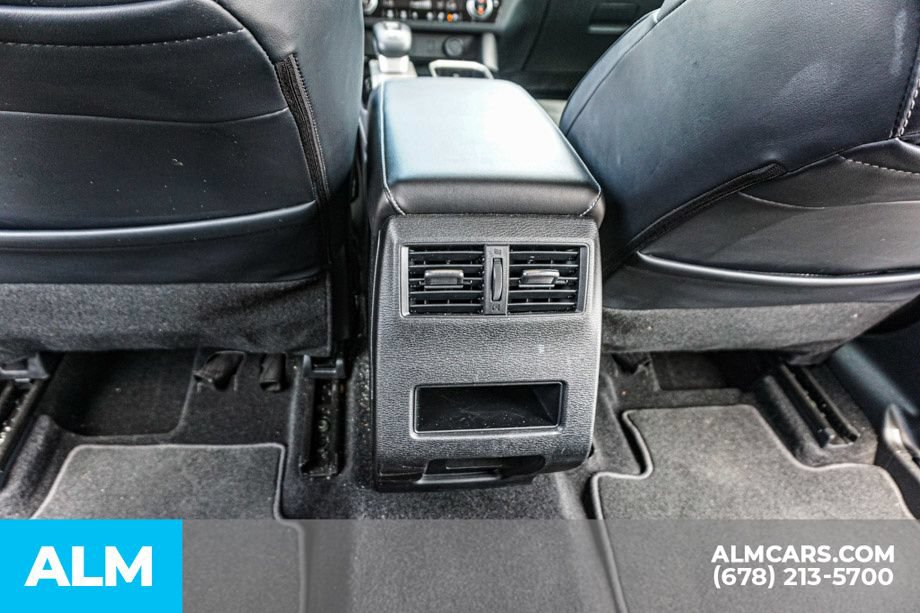 Used 2025 Mitsubishi Outlander SE FWD image 32