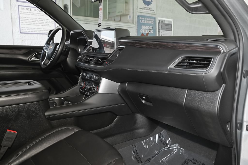 Used 2024 Chevrolet Suburban LT AWD/4WD image 47