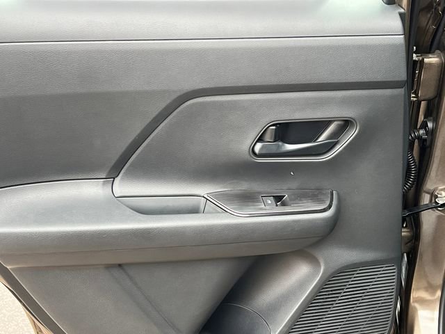 New 2026 Nissan Kicks S image 26