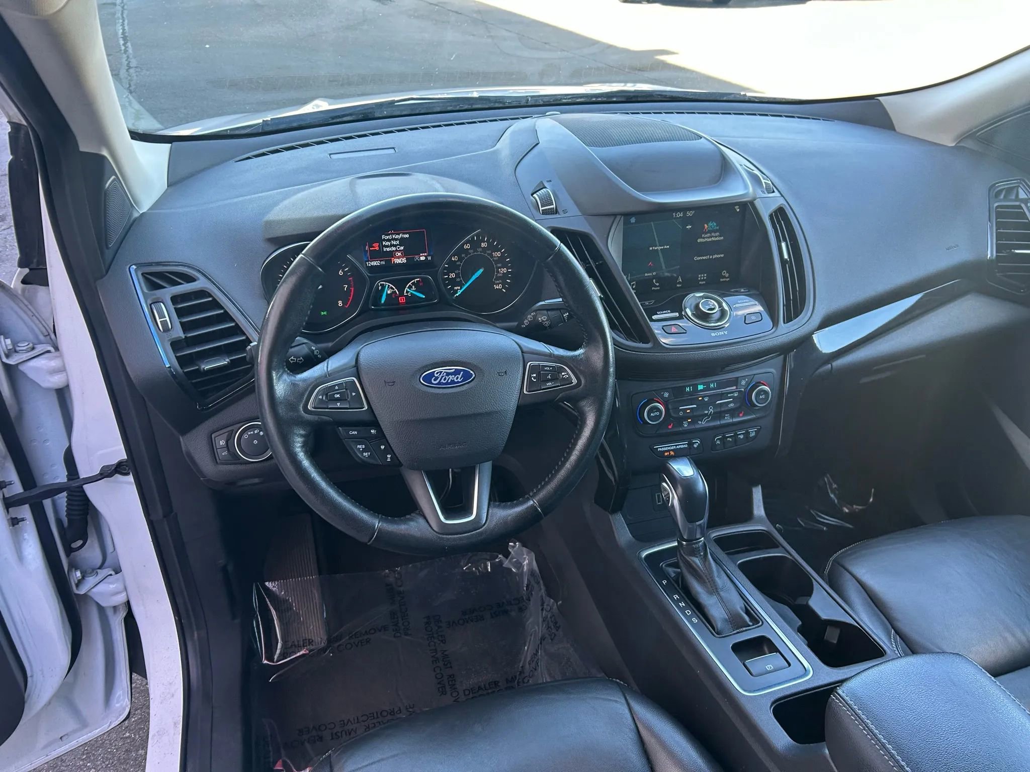 Used 2019 Ford Escape Titanium image 4