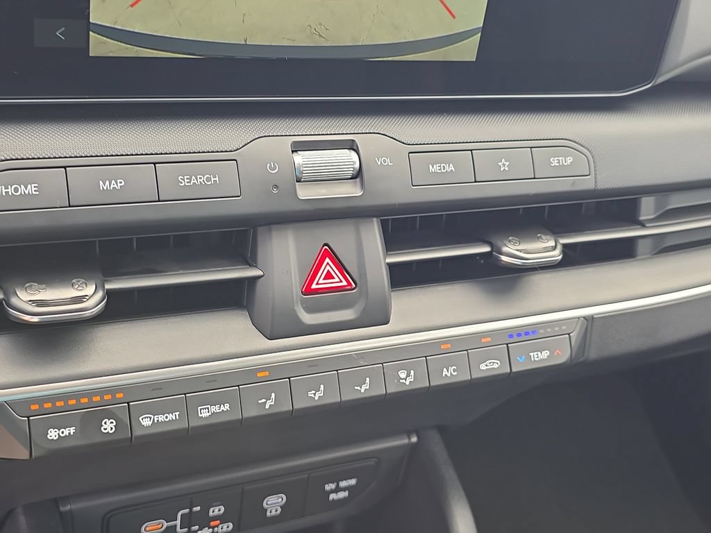 New 2026 Kia K4 FWD image 24