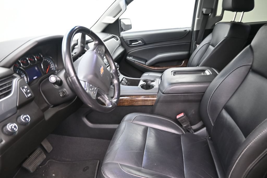 Used 2019 Chevrolet Suburban LT AWD/4WD image 12
