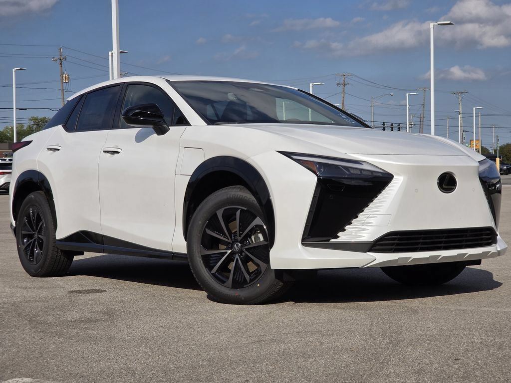 New 2026 Lexus RZ 450e AWD image 2