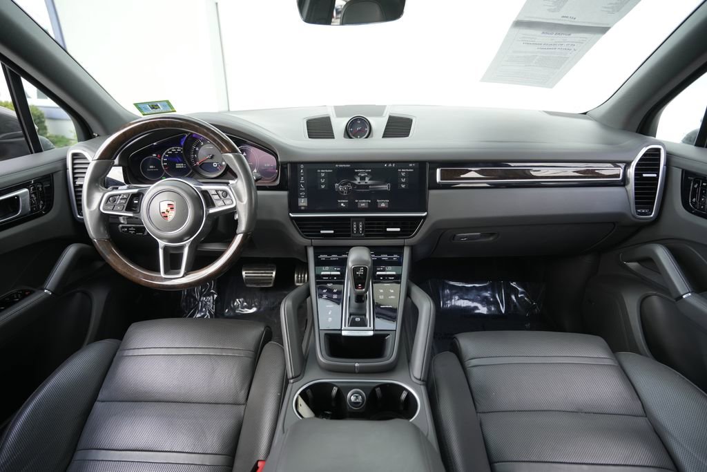 Used 2019 Porsche Cayenne S image 45