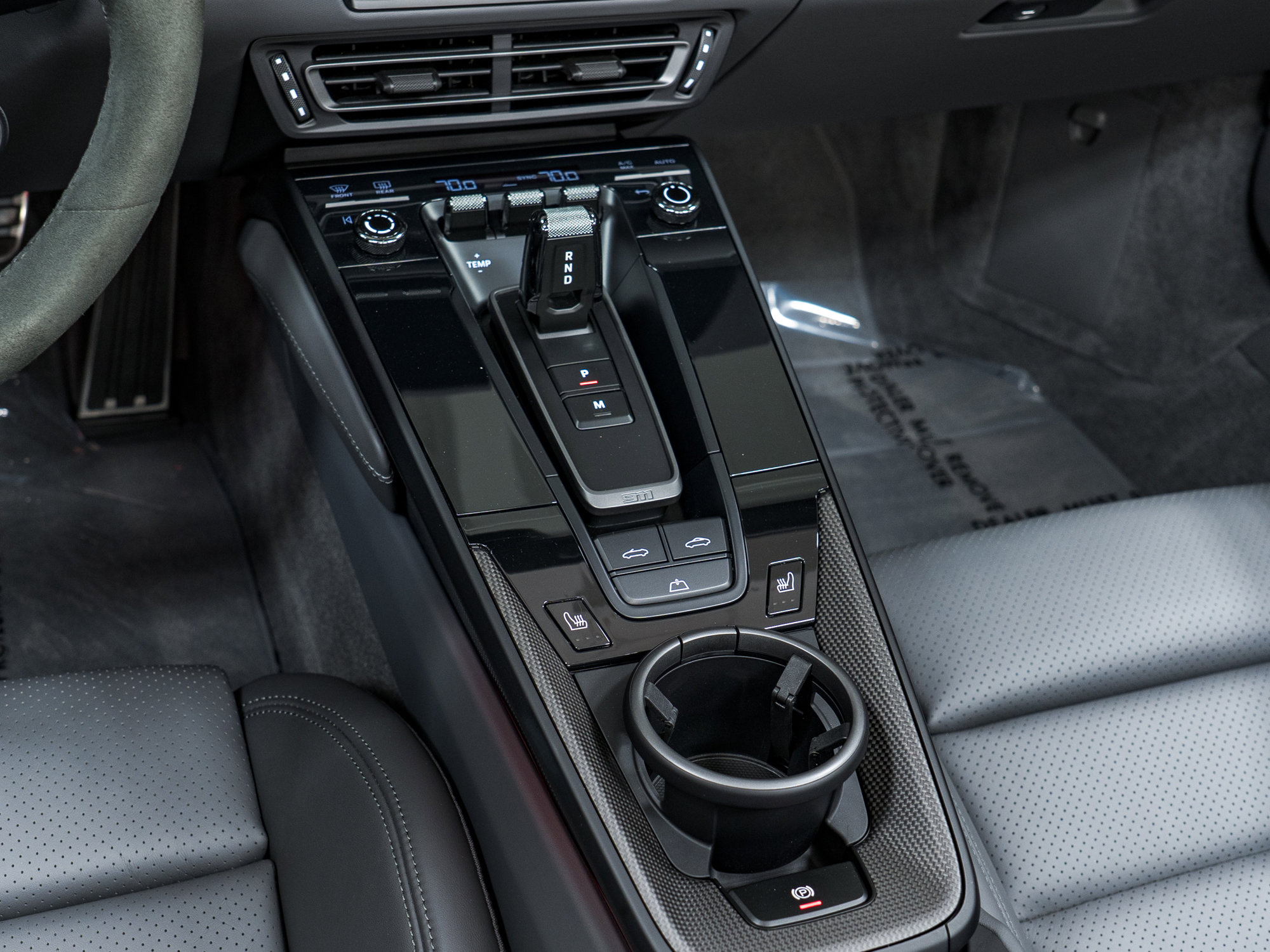 Certified 2024 Porsche 911 Carrera GTS image 27