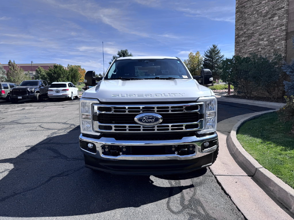 Used 2024 Ford F250 XLT w/ FX4 Off-Road Package AWD/4WD image 3