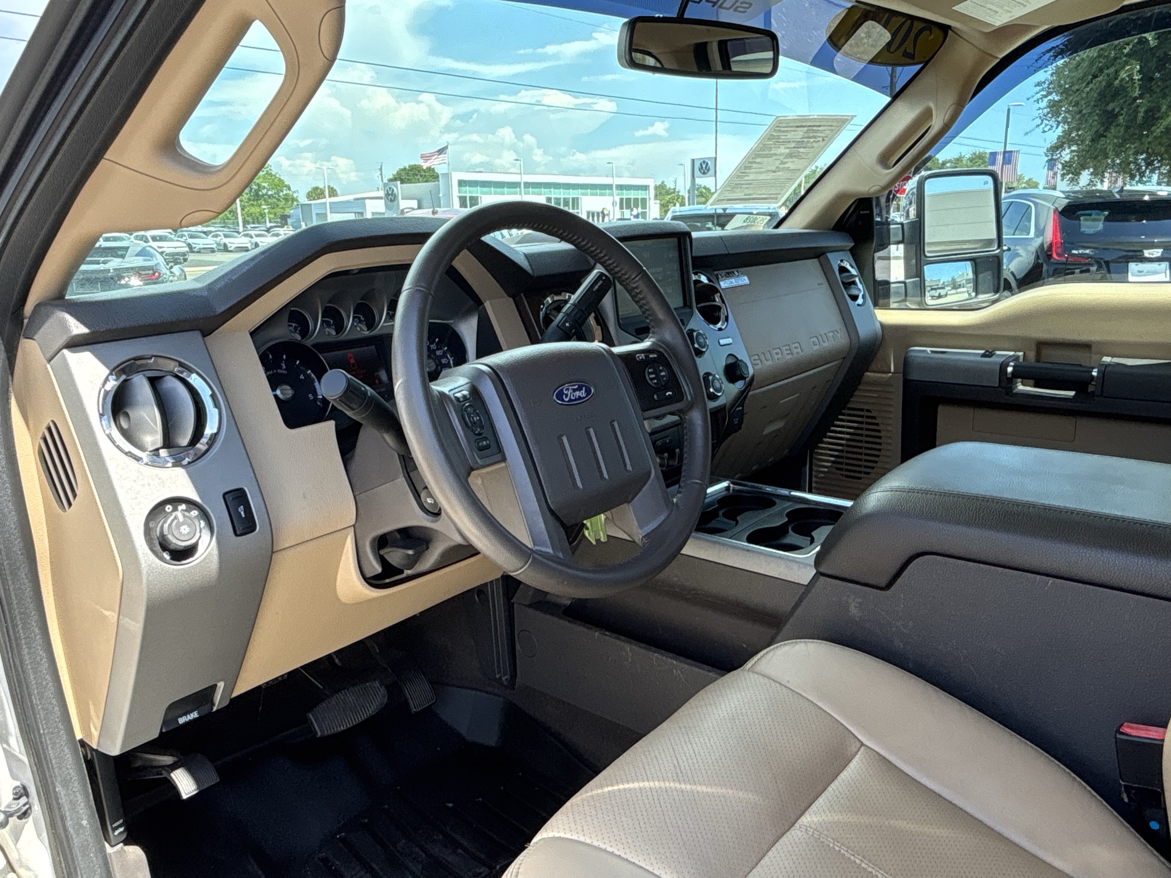 Used 2016 Ford F250 Lariat w/ Lariat Ultimate Package AWD/4WD image 14
