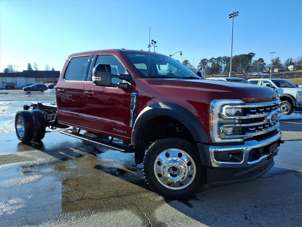 New 2026 Ford F550 4x4 Crew Cab image 1