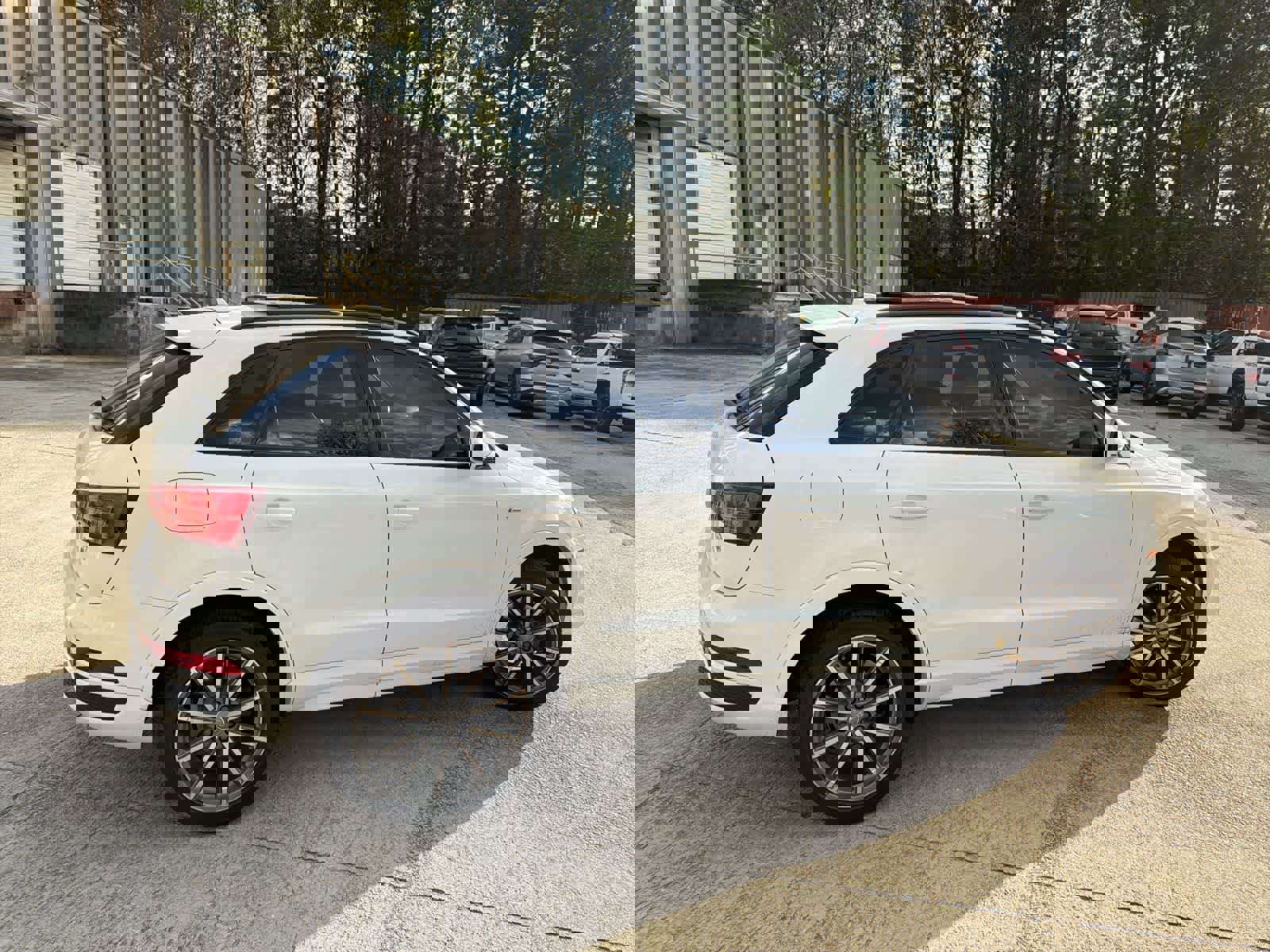 Used 2018 Audi Q3 2.0T Premium Plus w/ Premium Plus Package image 11