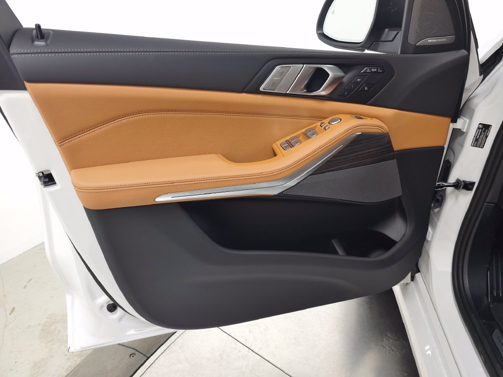 New 2027 BMW X7 xDrive40i AWD/4WD image 9
