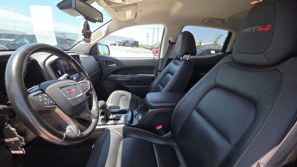 Used 2021 GMC Canyon AT4 w/ Driver Alert Package AWD/4WD image 11