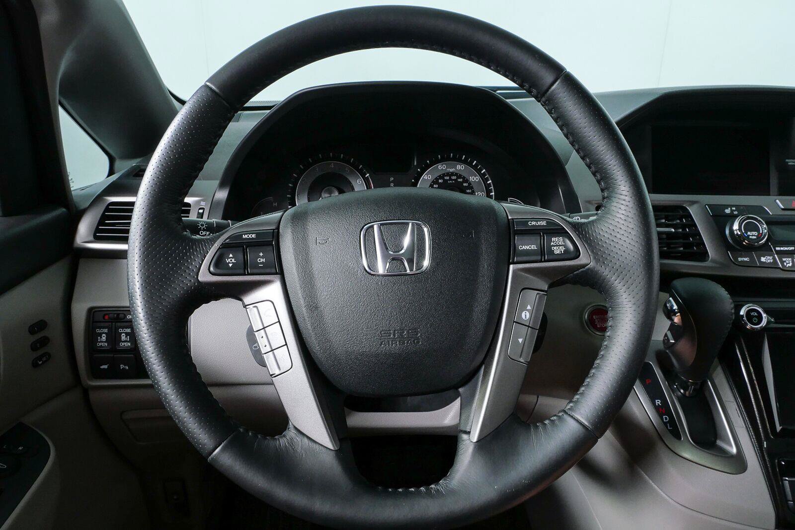 Used 2016 Honda Odyssey Touring image 9