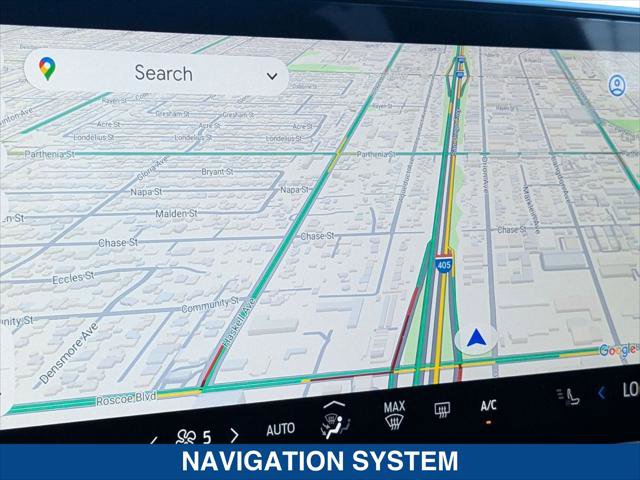 Used 2025 Ford Explorer ST-Line w/ Premium Package image 18