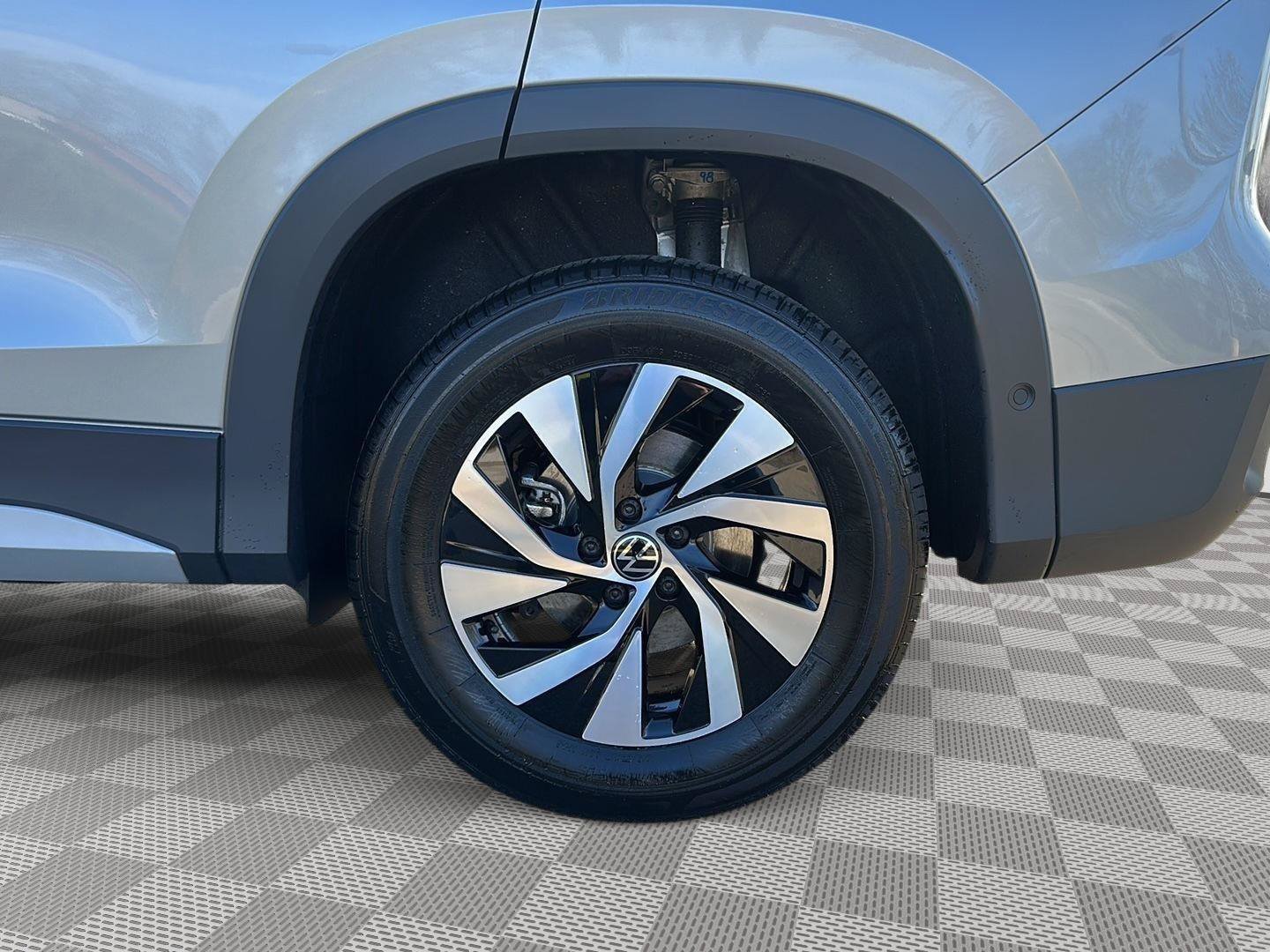 New 2026 Volkswagen Tiguan S AWD/4WD image 11
