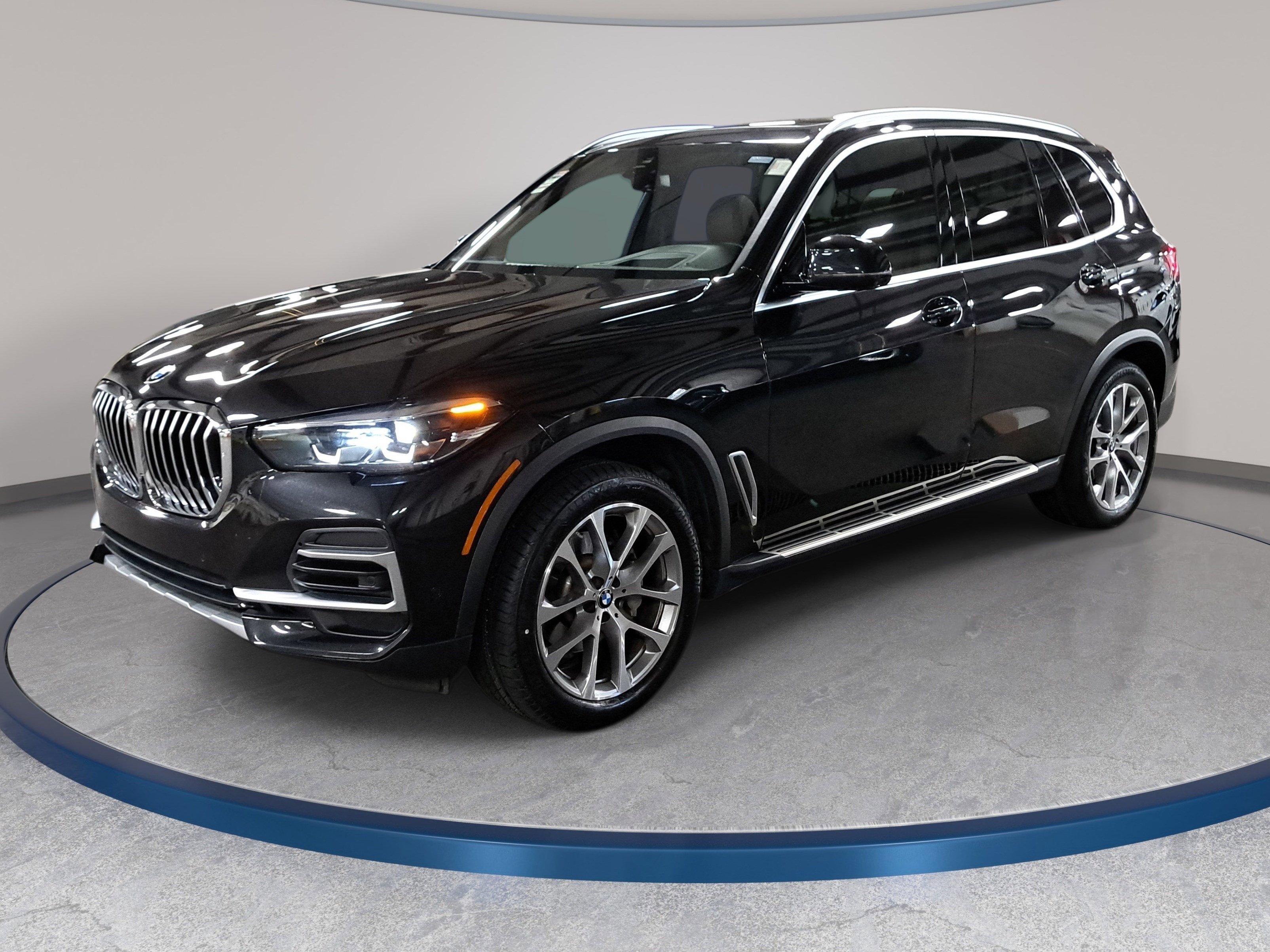 Certified 2023 BMW X5 sDrive40i w/ Premium Package image 1