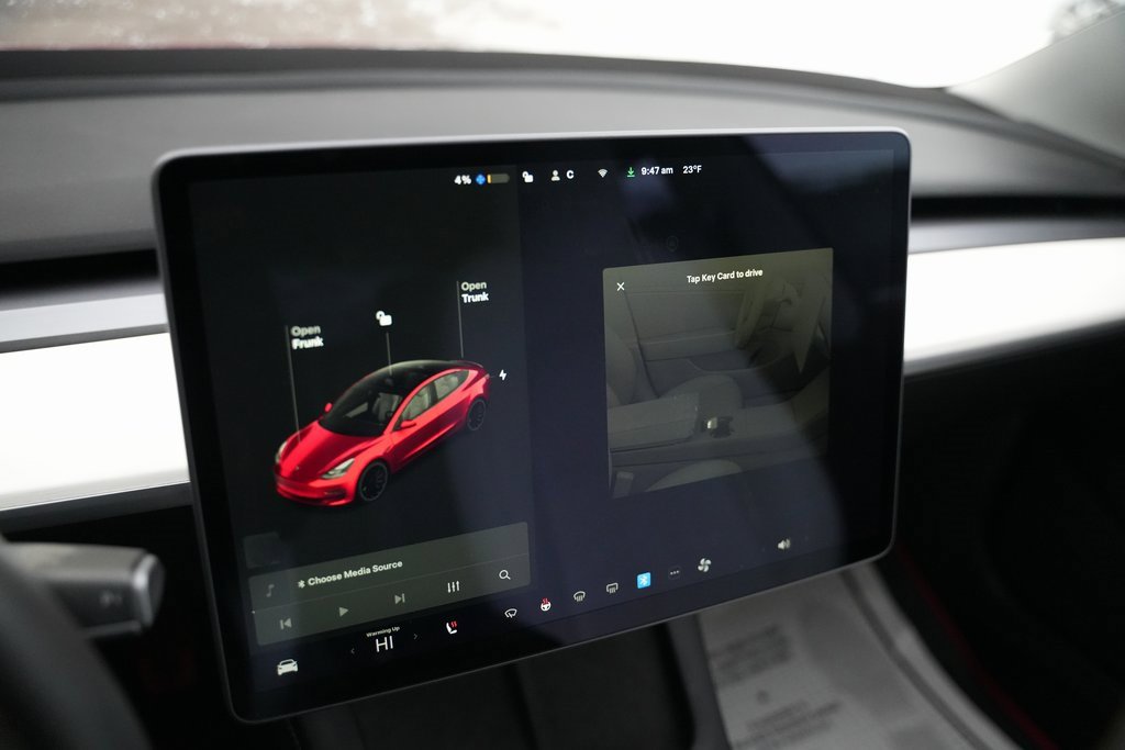 Used 2021 Tesla Model 3 Performance image 36