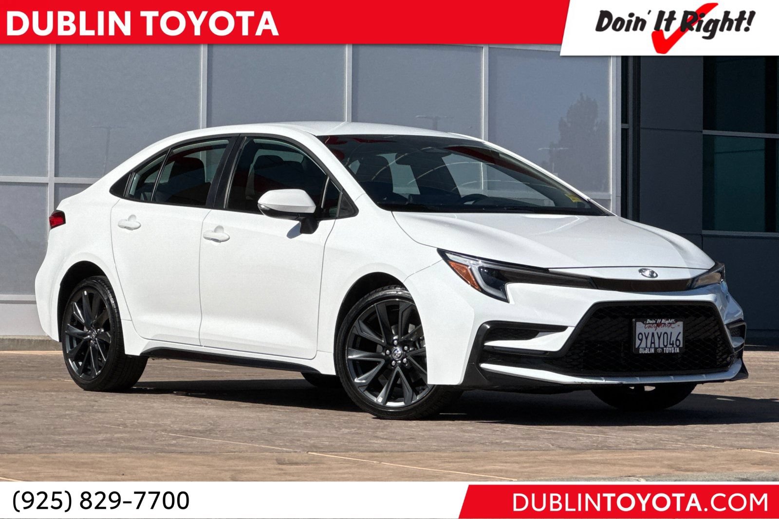 Used 2025 Toyota Corolla SE FWD image 1