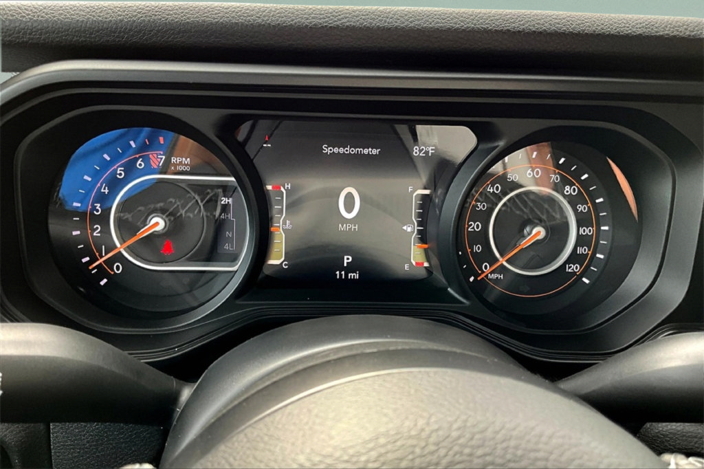 New 2025 Jeep Gladiator Sport AWD/4WD image 18