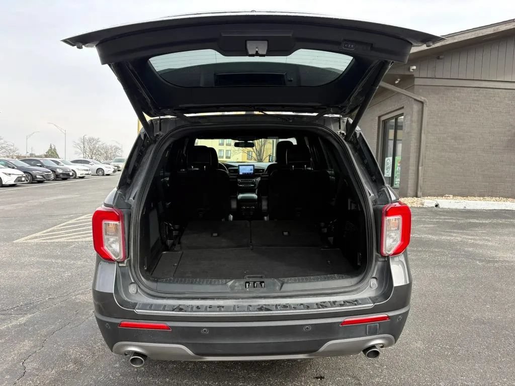 Used 2020 Ford Explorer Limited AWD/4WD image 10