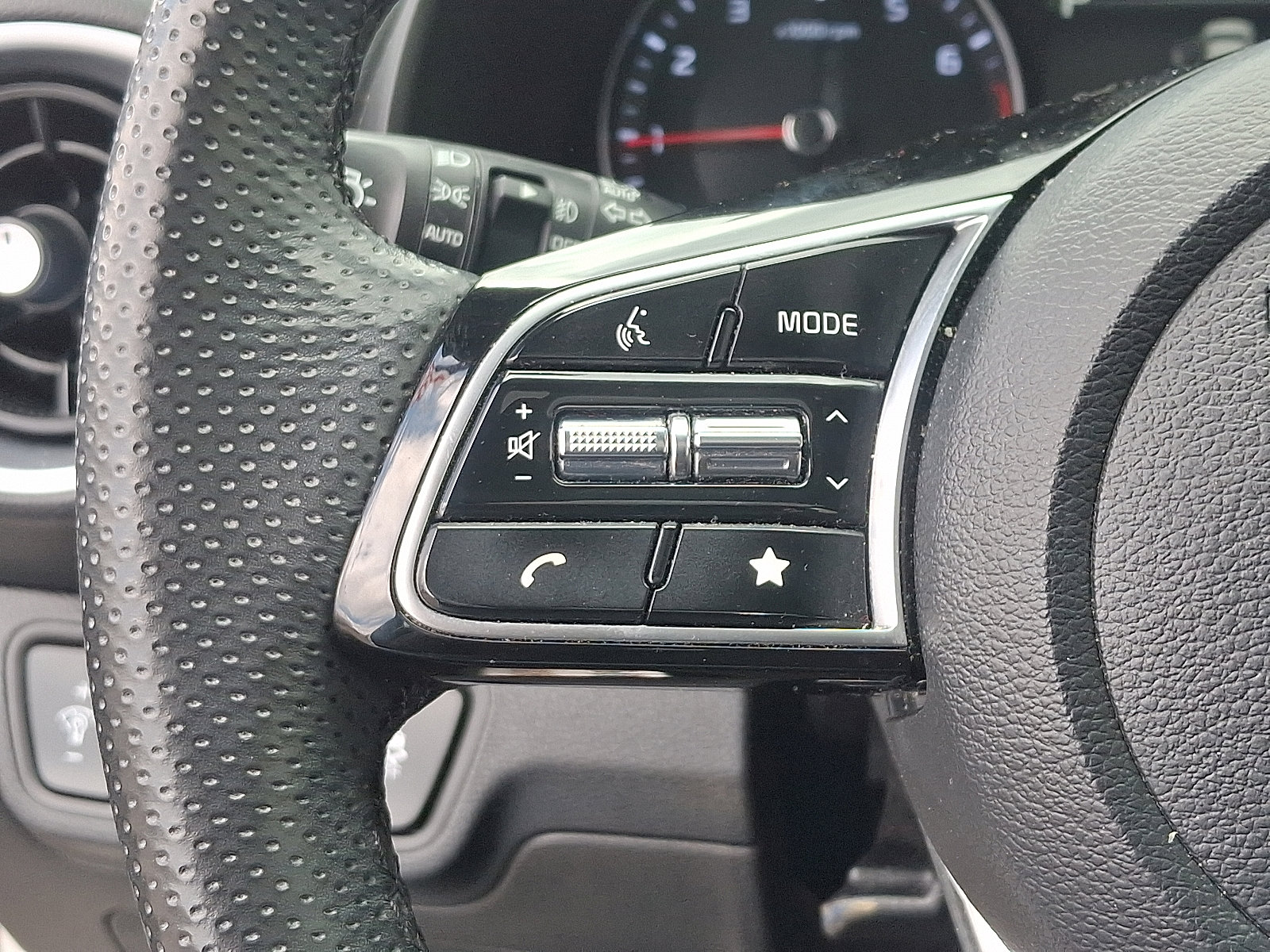 Certified 2023 Kia Forte GT-Line w/ GT-Line Premium Package FWD image 22