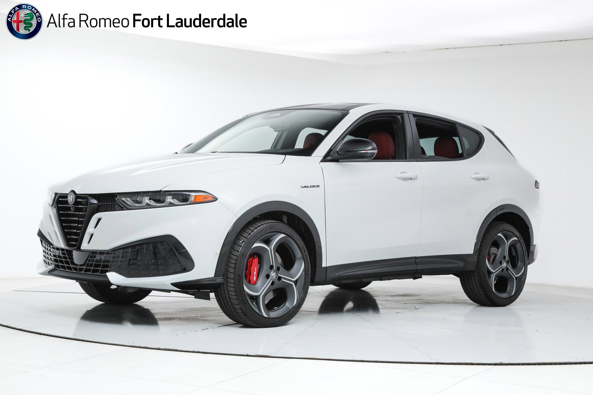 New 2026 Alfa Romeo Tonale Veloce w/ Quick Order Package 23H Volce