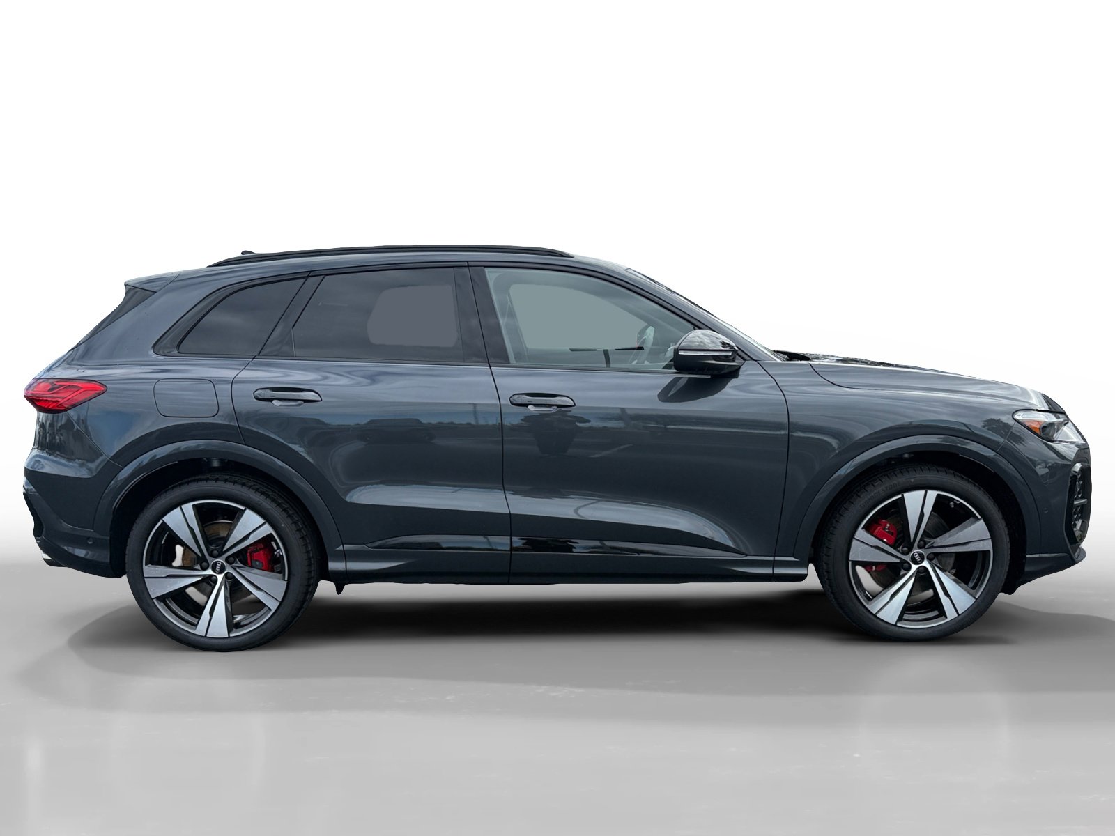 New 2025 Audi SQ5 Prestige image 6