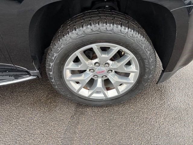 Used 2019 GMC Yukon SLE w/ SLE Value Package image 44