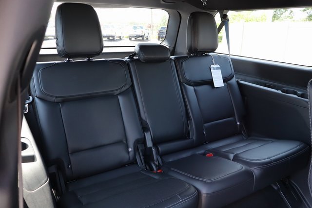 New 2025 Ford Expedition Max Platinum w/ Stealth Appearance Package image 38