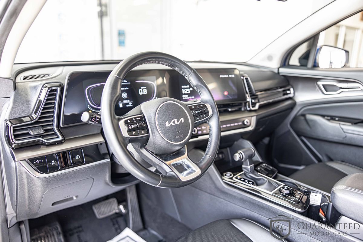 Used 2023 Kia Sportage EX FWD image 18