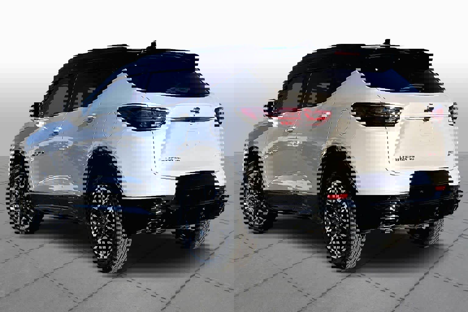 Used 2025 Chevrolet Blazer RS w/ Driver Confidence II Package image 10