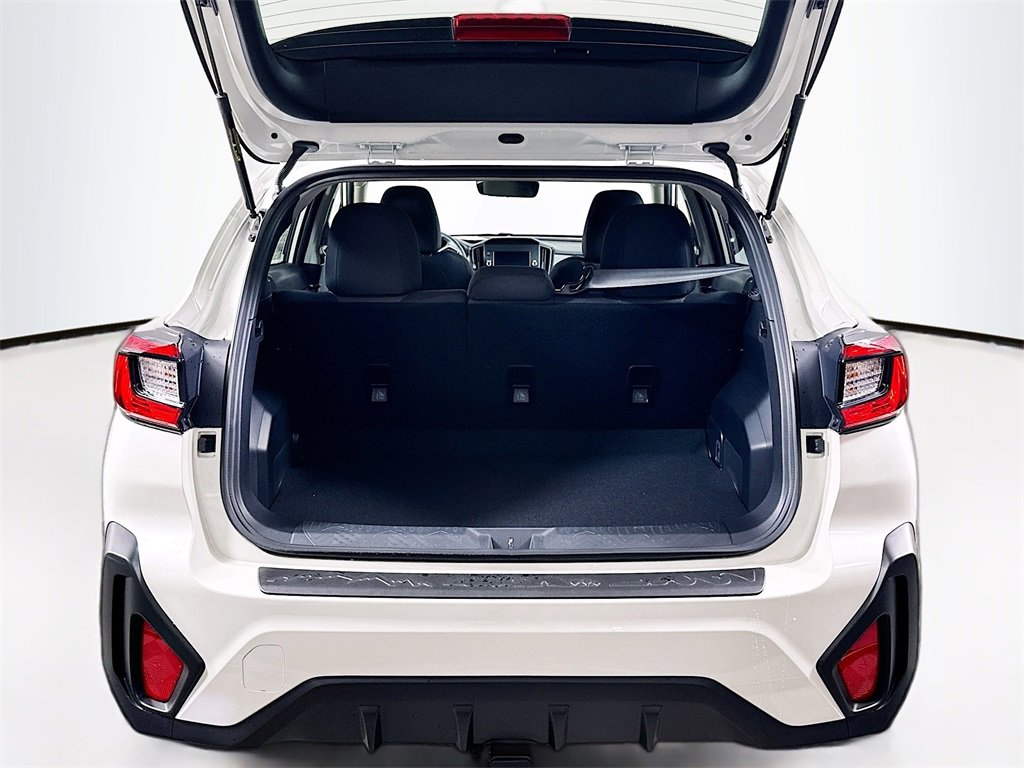 Used 2024 Subaru Crosstrek 2.0i w/ Crosstrek Mirror Package image 16