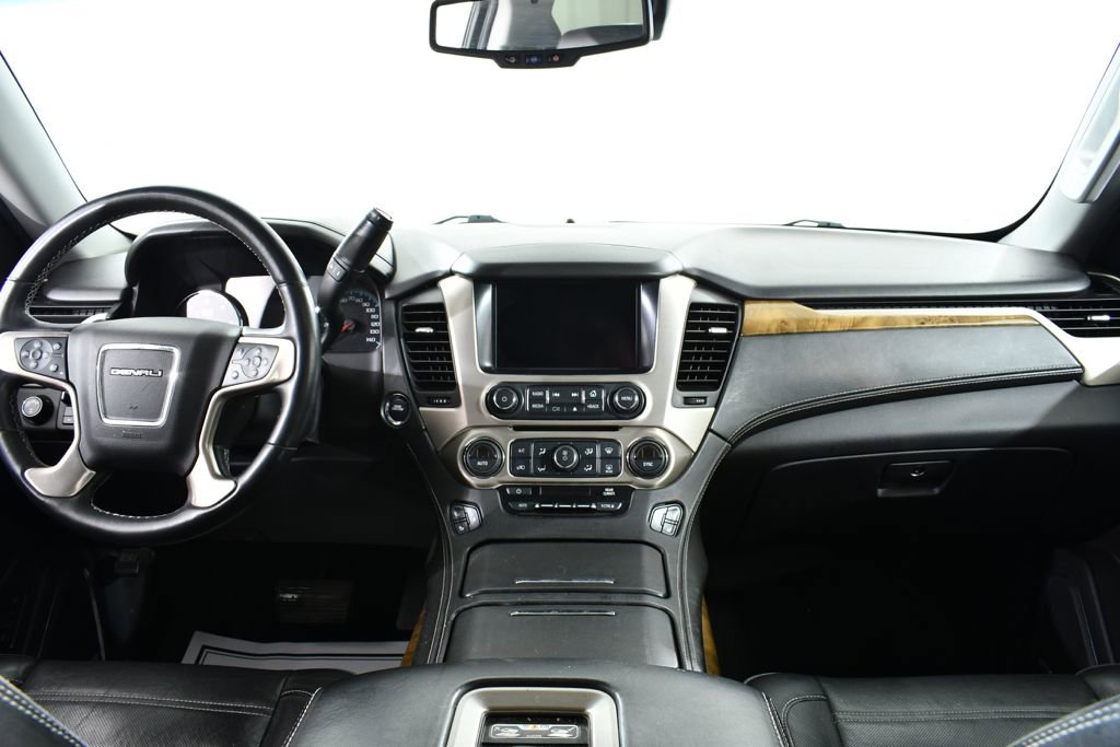 Used 2017 GMC Yukon XL Denali w/ Open Road Package AWD/4WD image 7