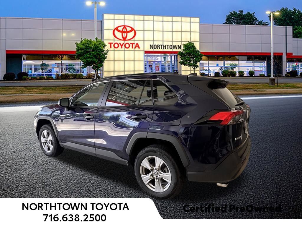 Used 2025 Toyota RAV4 XLE AWD/4WD image 10