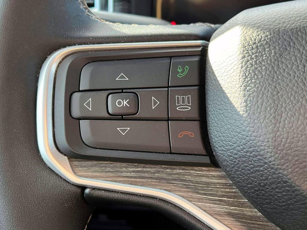 Certified 2024 Jeep Wagoneer Series II image 22