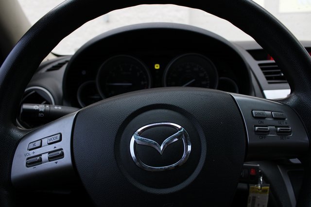 Used 2010 MAZDA MAZDA6 i Sport image 16