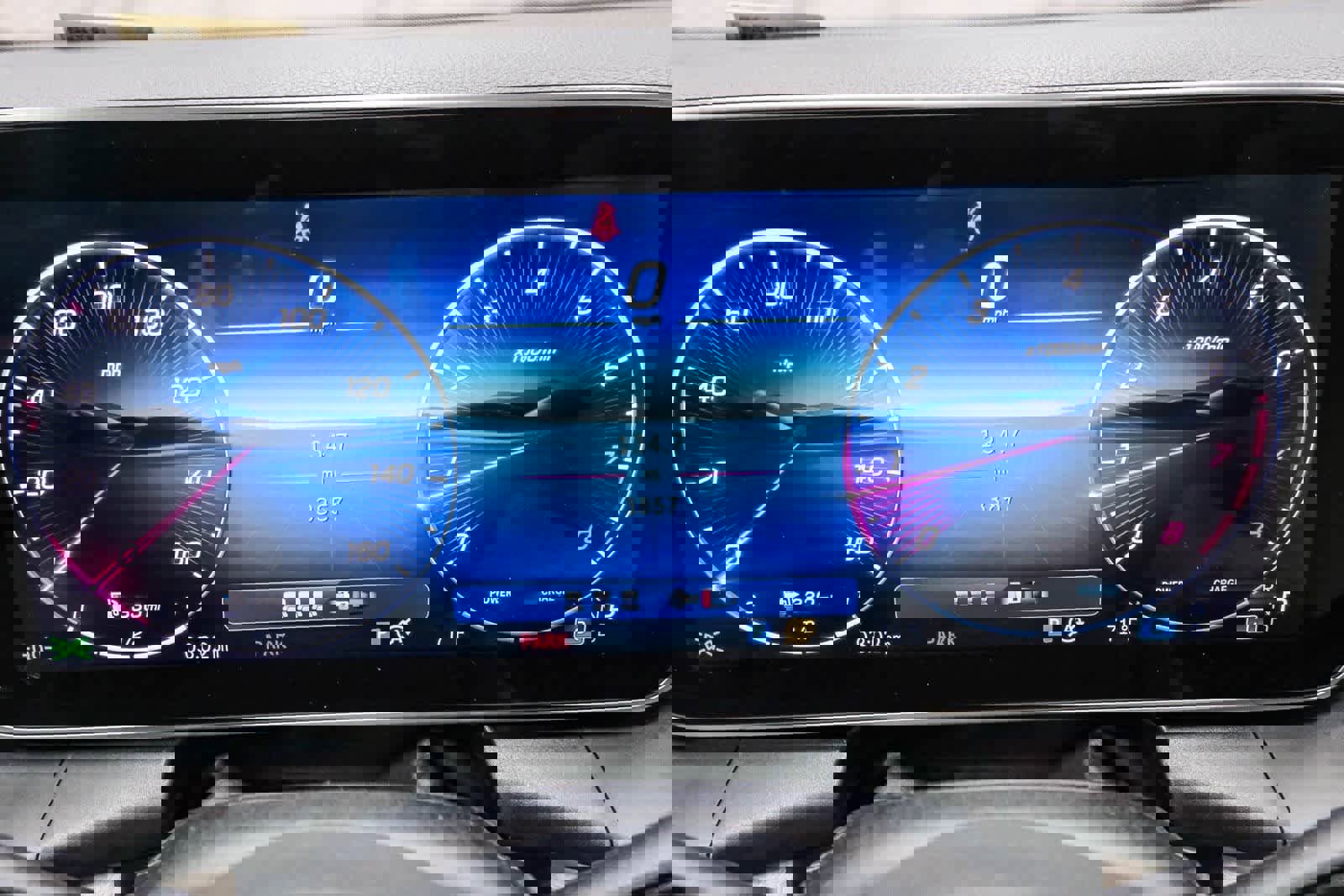 Certified 2025 Mercedes-Benz GLC 300 4MATIC image 25