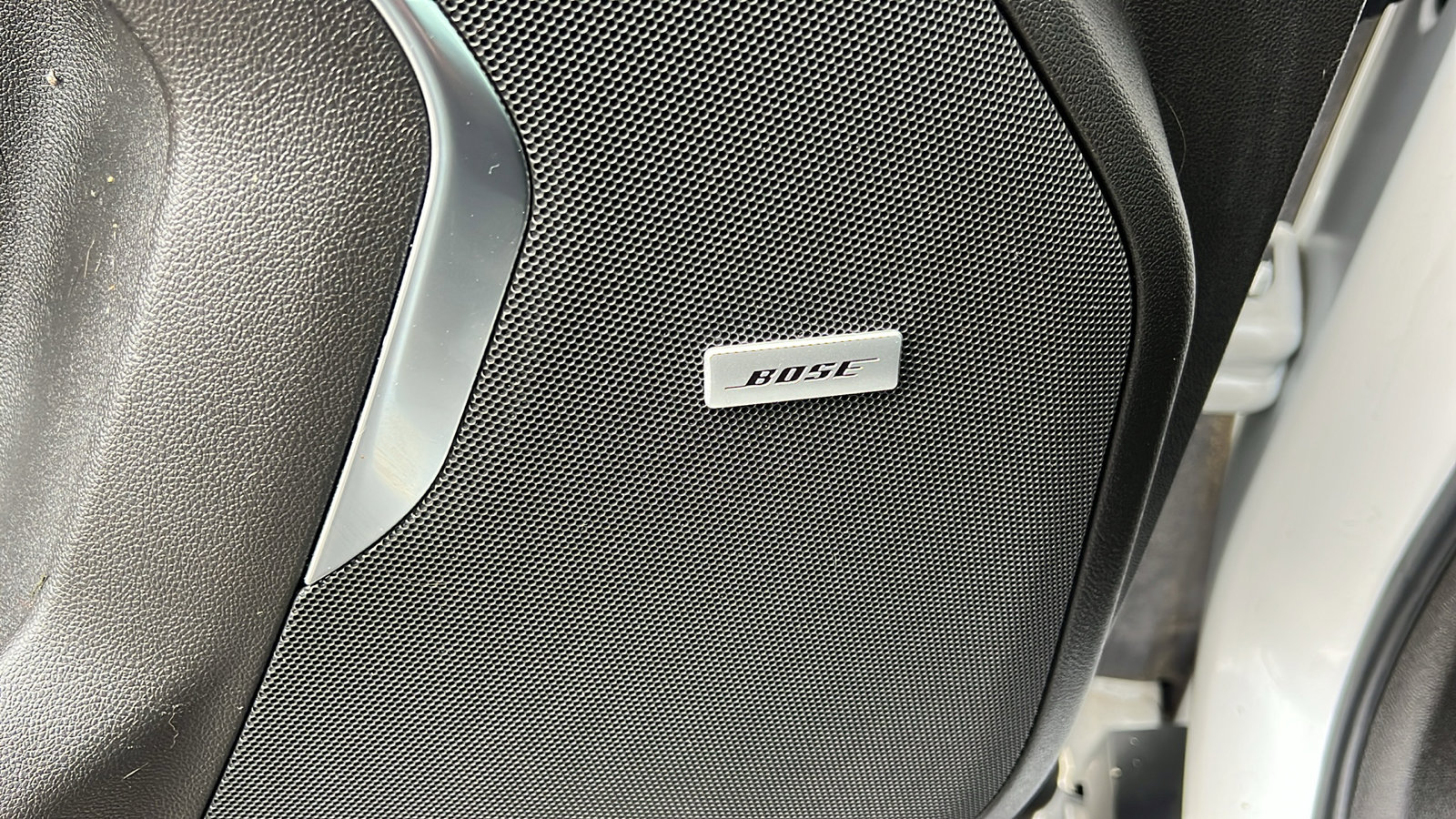 Used 2021 Chevrolet Tahoe Premier w/ Premium Package image 23