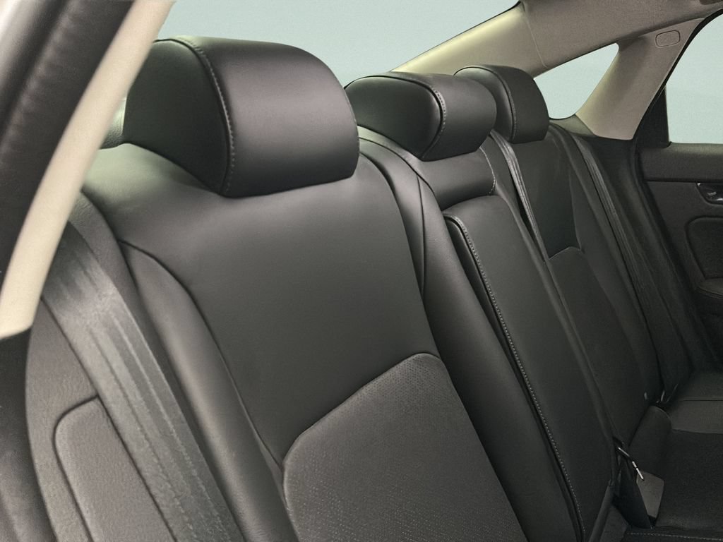 Used 2023 Honda Civic Touring image 18