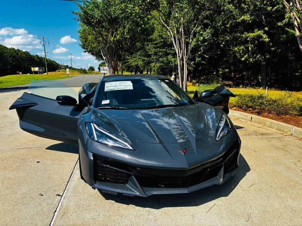 New 2027 Chevrolet Corvette Z06 w/ Battery Protection Package RWD image 9