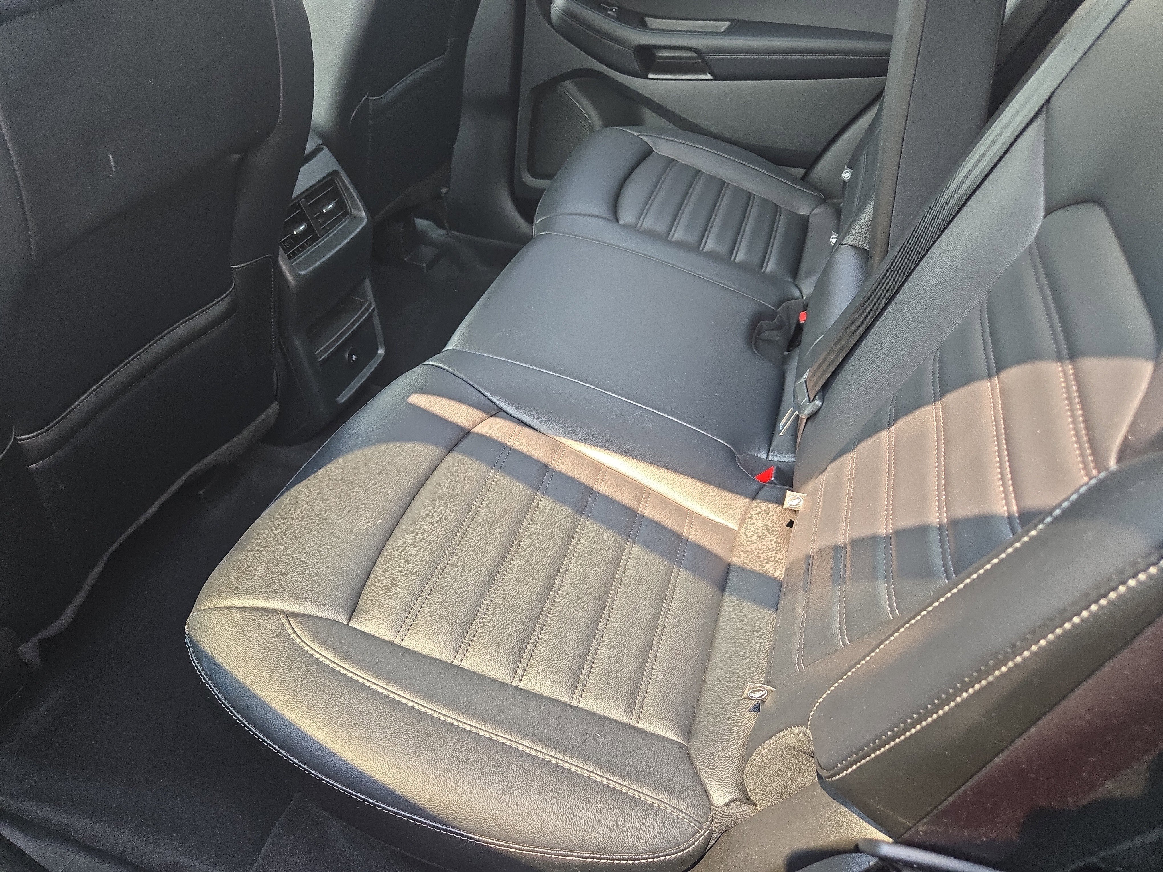 Certified 2023 Ford Edge SEL AWD/4WD image 14