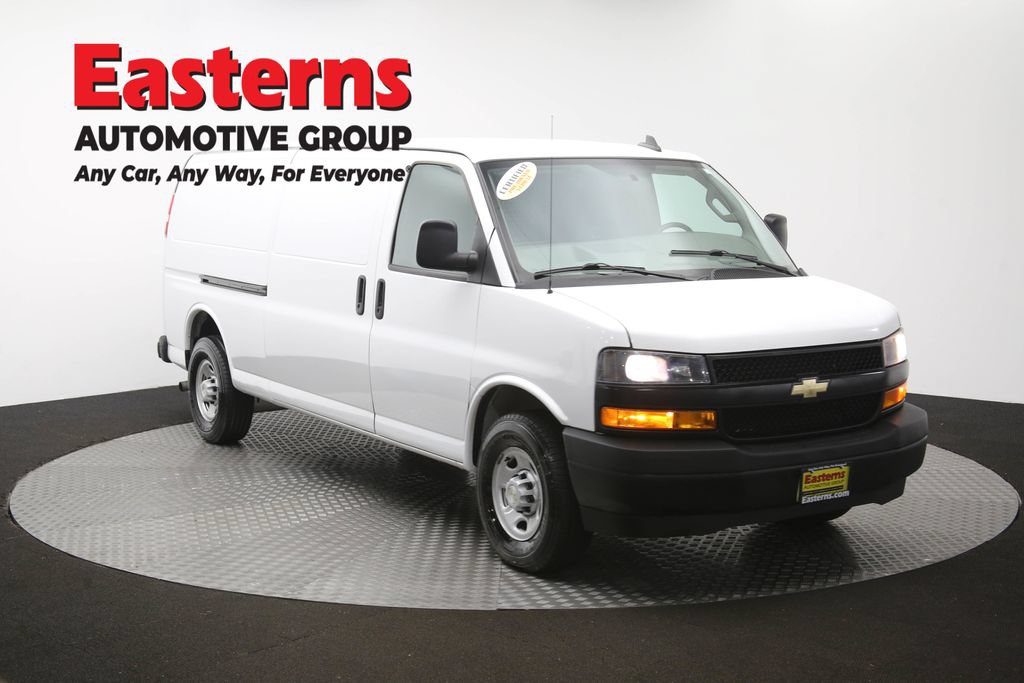 Used 2022 Chevrolet Express 2500 Extended w/ Driver Convenience Package RWD image 48