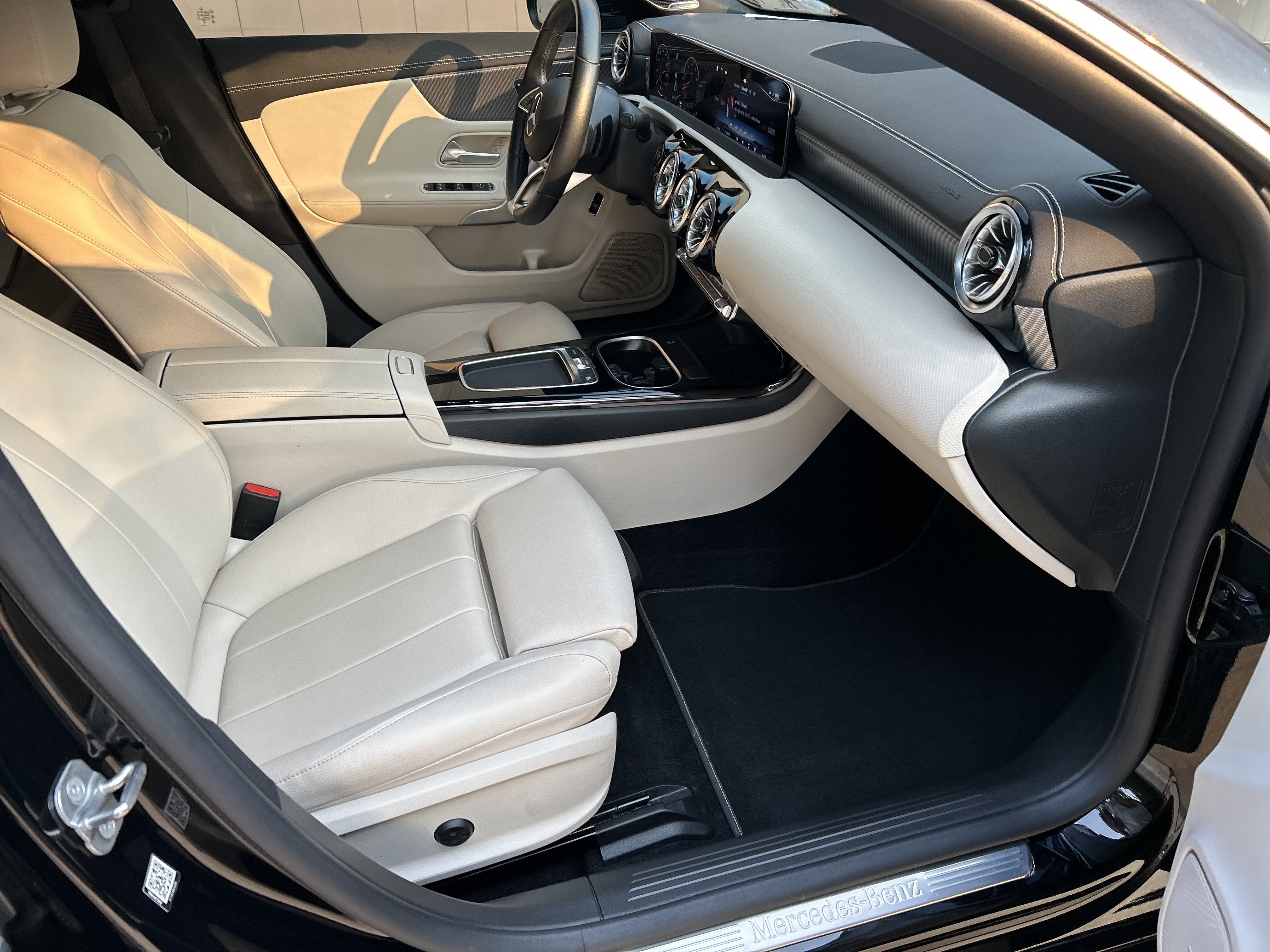 Certified 2024 Mercedes-Benz CLA 250 4MATIC image 47