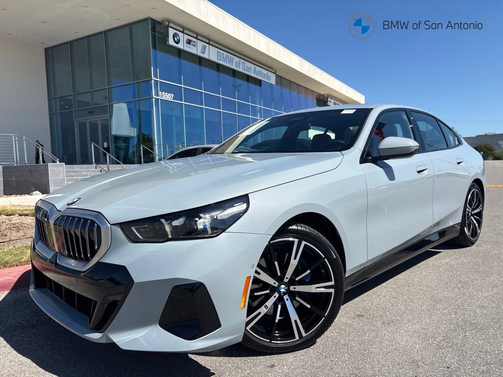 Certified 2026 BMW 530i w/ M Sport Package RWD image 1