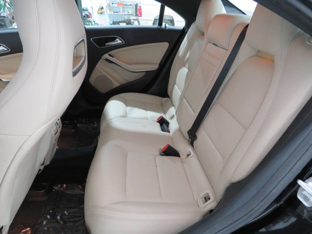 Used 2018 Mercedes-Benz CLA 250 4MATIC image 13